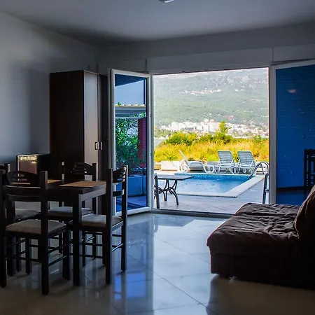 Apartments Riverside Herceg Novi Exterior photo